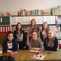 žiaci jazykovej školy IVEGA